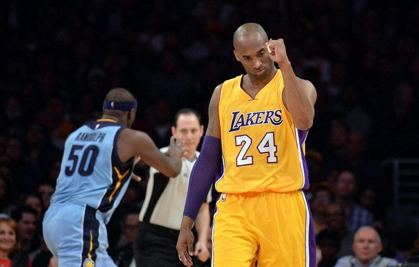 马塞洛儿子恩佐代表皇马在青年欧冠首秀，马塞洛在场边见证